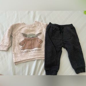 Baby clothes. 12 months